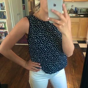 Loft Sleeveless Navy/White patterned blouse